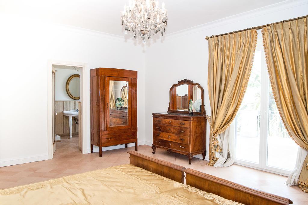 Basic Triple Room